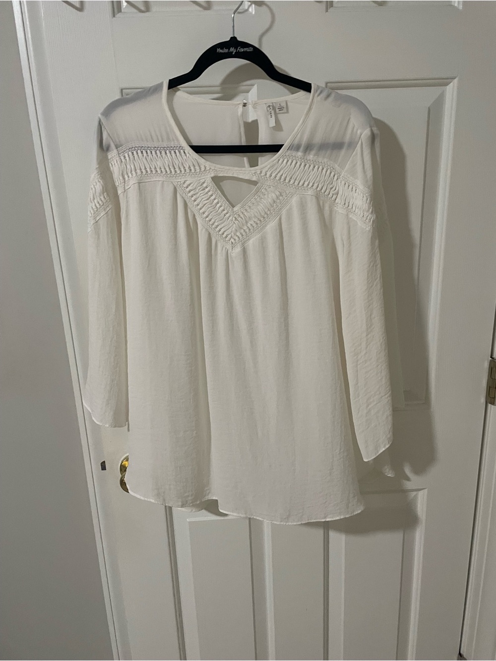 Large loose sleeves white top